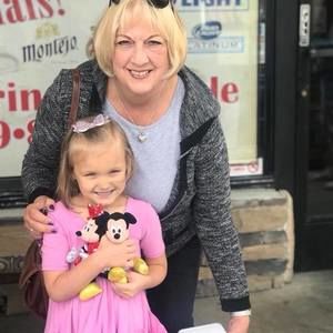 Meet your Posher, Linda